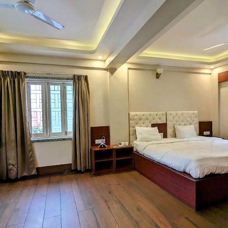 The Aster Enclave Hotel โกลกาตา ภายนอก รูปภาพ