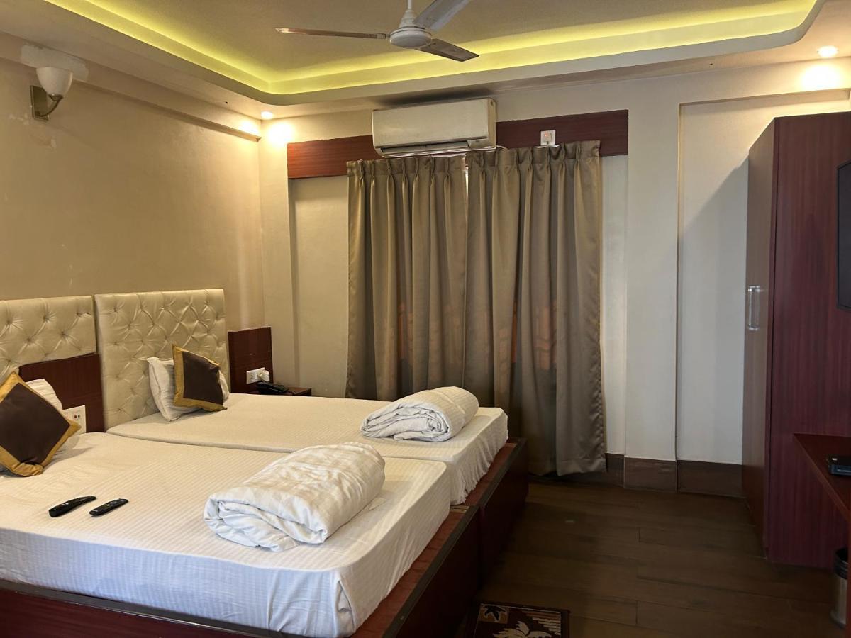 The Aster Enclave Hotel โกลกาตา ภายนอก รูปภาพ